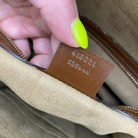 Gucci Supreme Tote - Picture 13 of 16